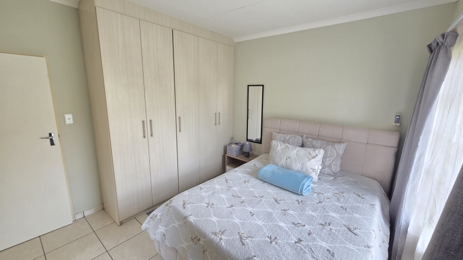 3 Bedroom Property for Sale in Waterkloof East North West